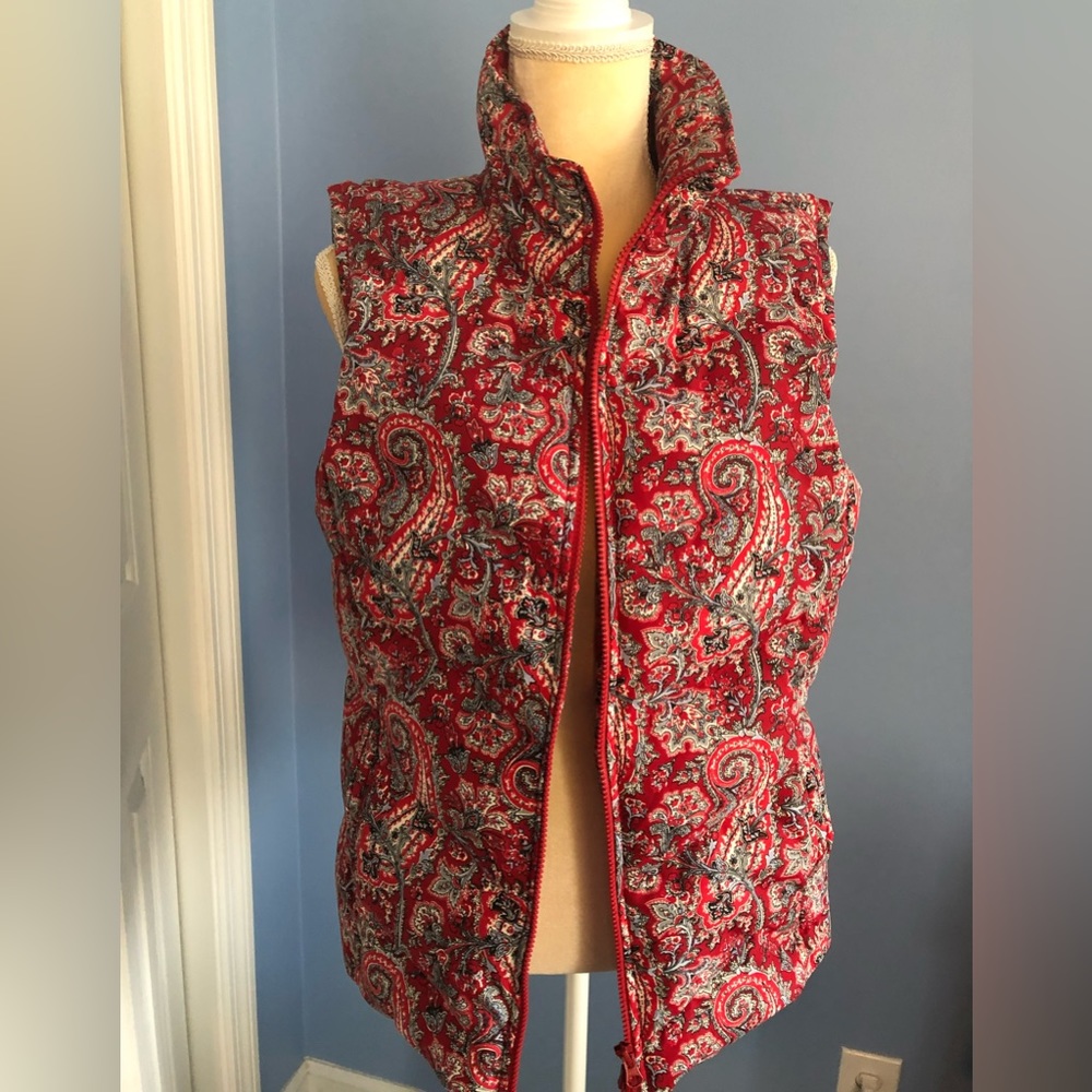 Talbots red multicolored Paisley Goose Down Puffer Vest  size Med women’s